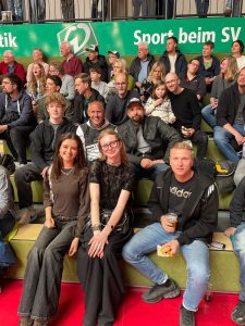 Tischtennisabteilung des TuS besucht Werder Bremen